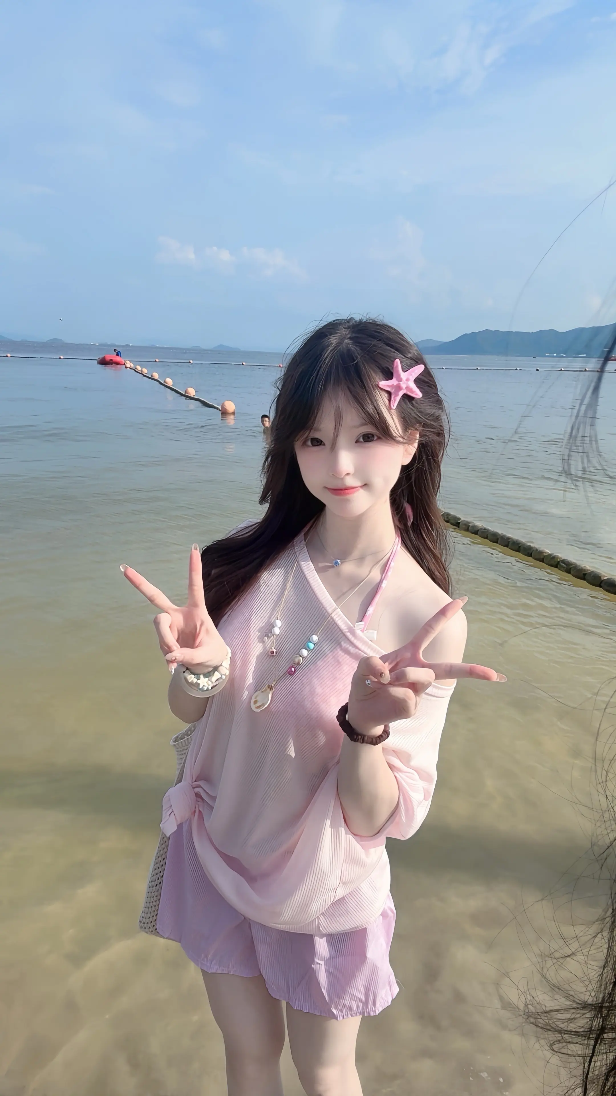 草莓味的夏天。