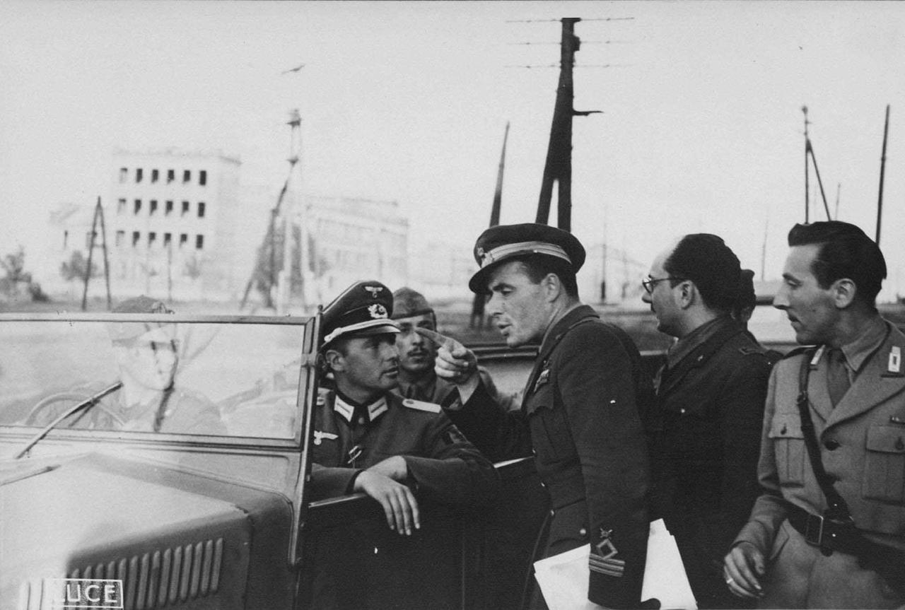 [呲牙] 比利时人和意大利人，毛子在东线什么人都能见到啊——1942 年，东线，