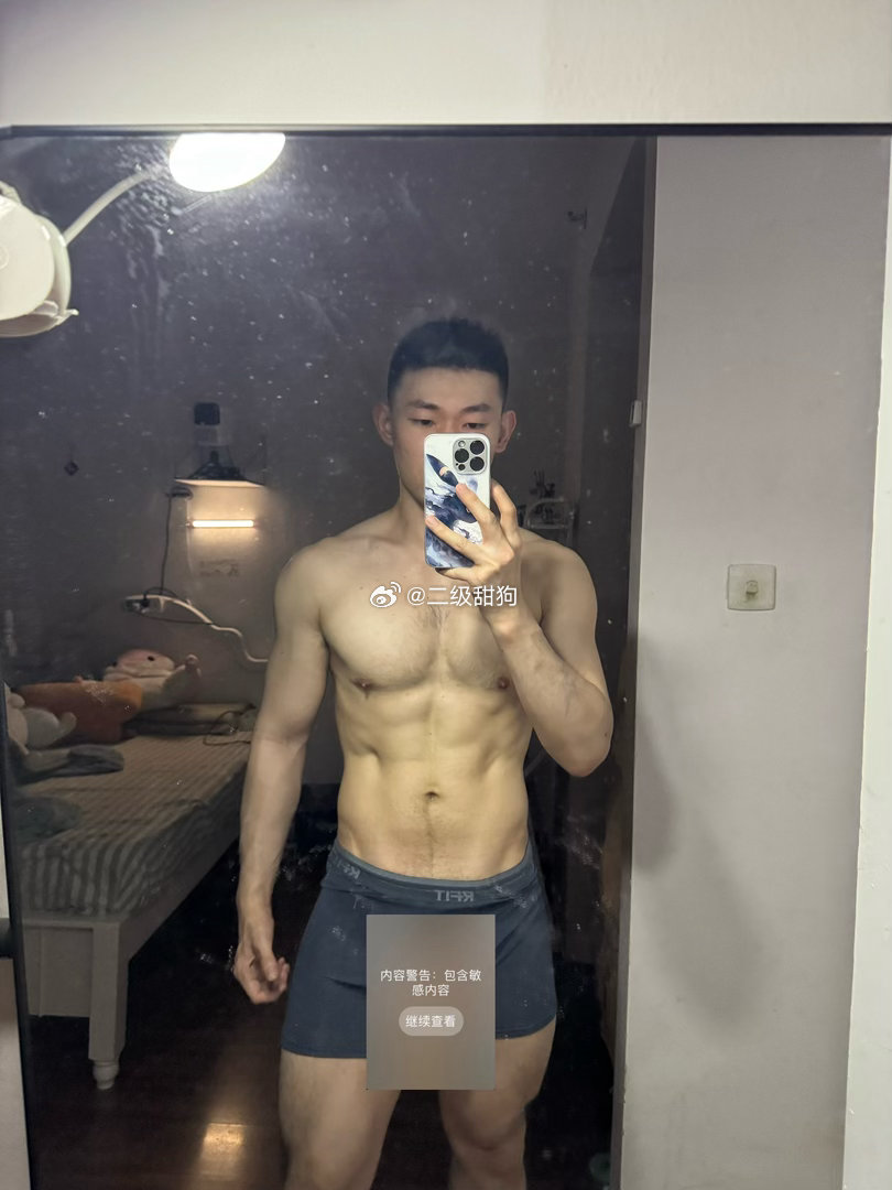看着乖也是真的乖 