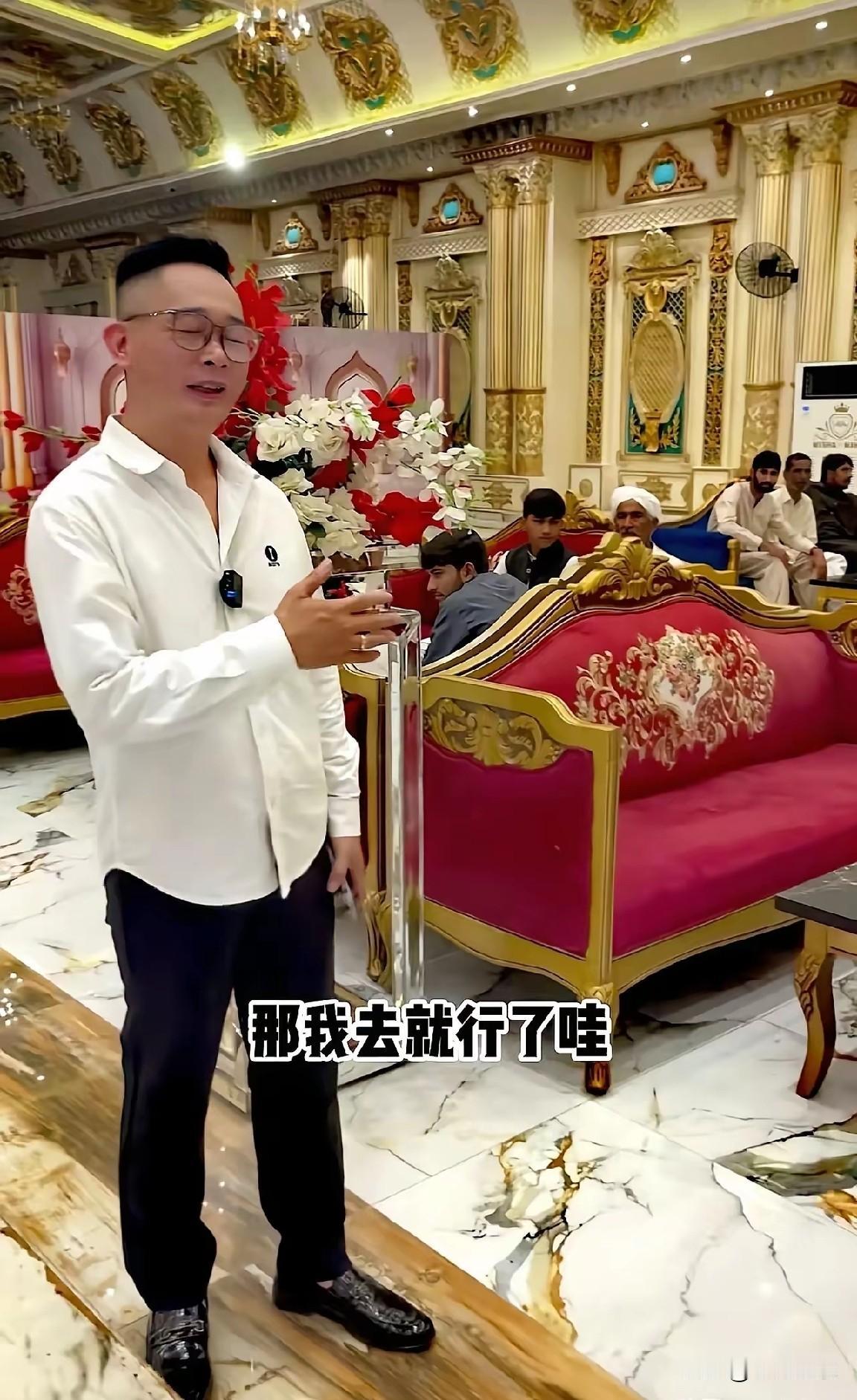 小赵的妻子刚刚从娘家回来不久，小石家那边就发生了件暖人心肠的小事。

表面上看是