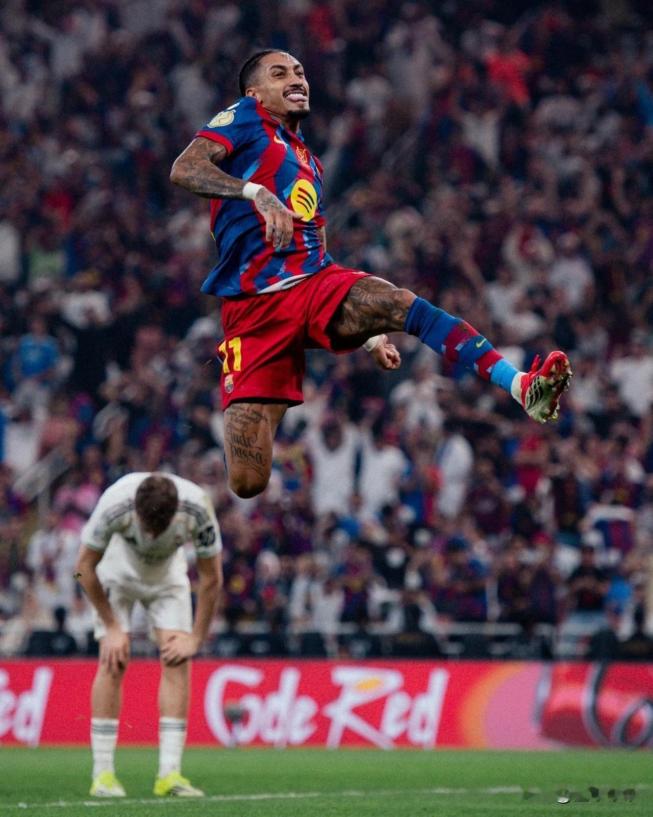 巴萨新一代战神，拉菲尼亚12次对阵皇马参与10粒进球!

在巴萨与皇马的西班牙超