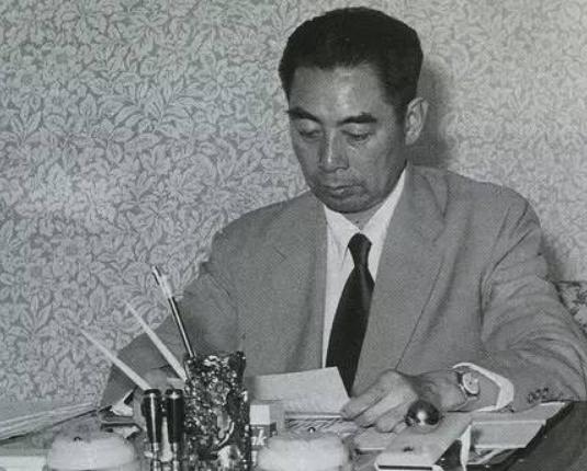 新四军的七个师长，最后都被授予了什么军衔？
抗日战争关键时期，国民党意外发起对新