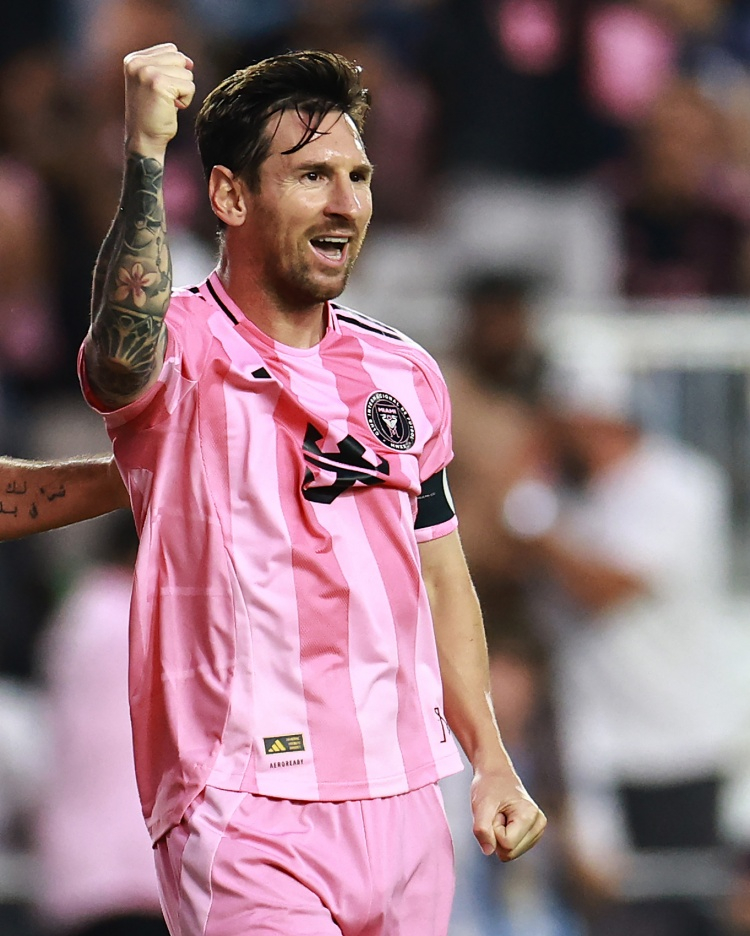 梅西：随年龄增长会失去一些东西，思维比双腿更快我一直努力克服10月28日讯 梅西