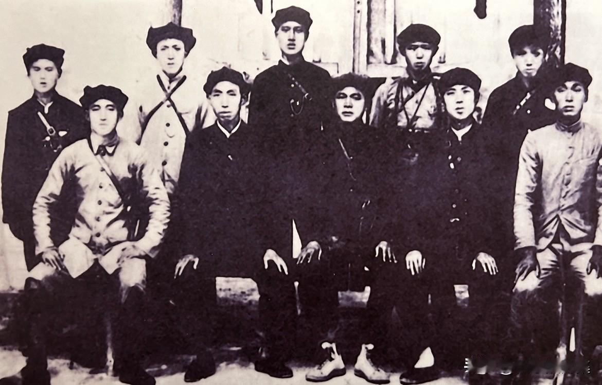 上世纪三十年代，在湖北地区诞生并以湖北为主要战场的红二十五军，于1934年11月