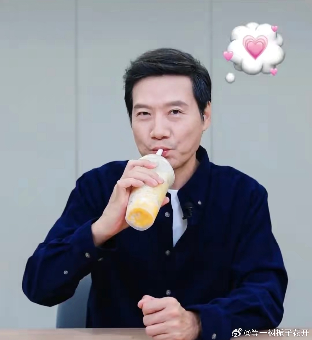 雷军[超话] Wednesday，等雷总官宣发布会[可爱] ​​​