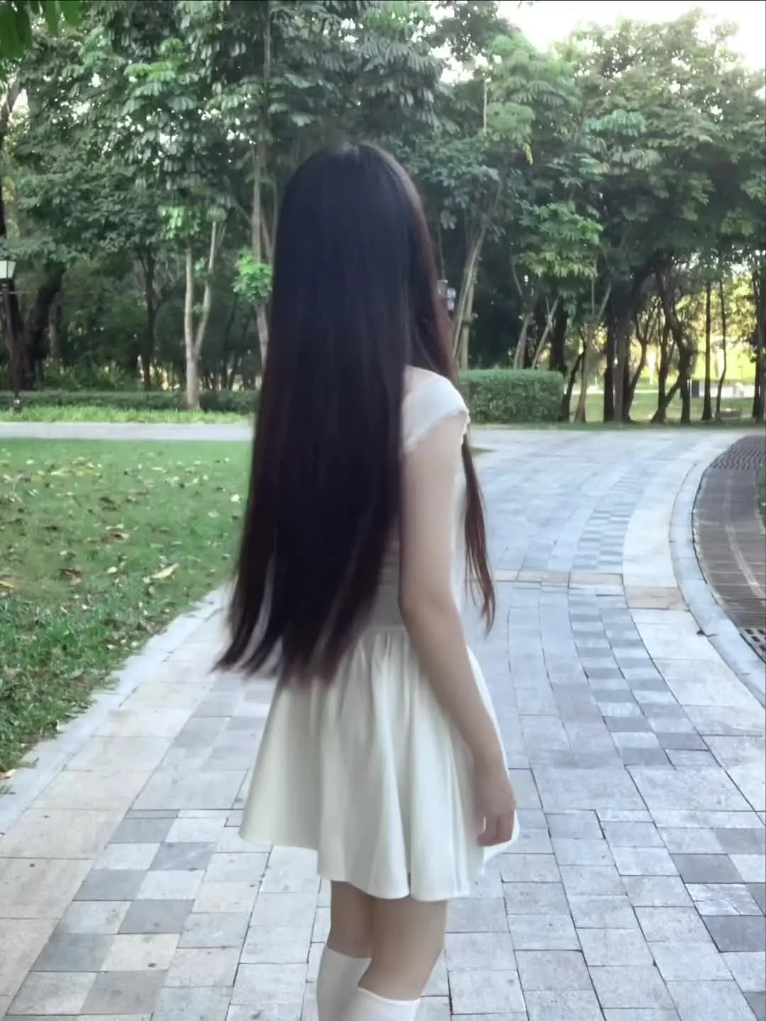 第一次见到你的时候 我也没想到过会那么喜欢你