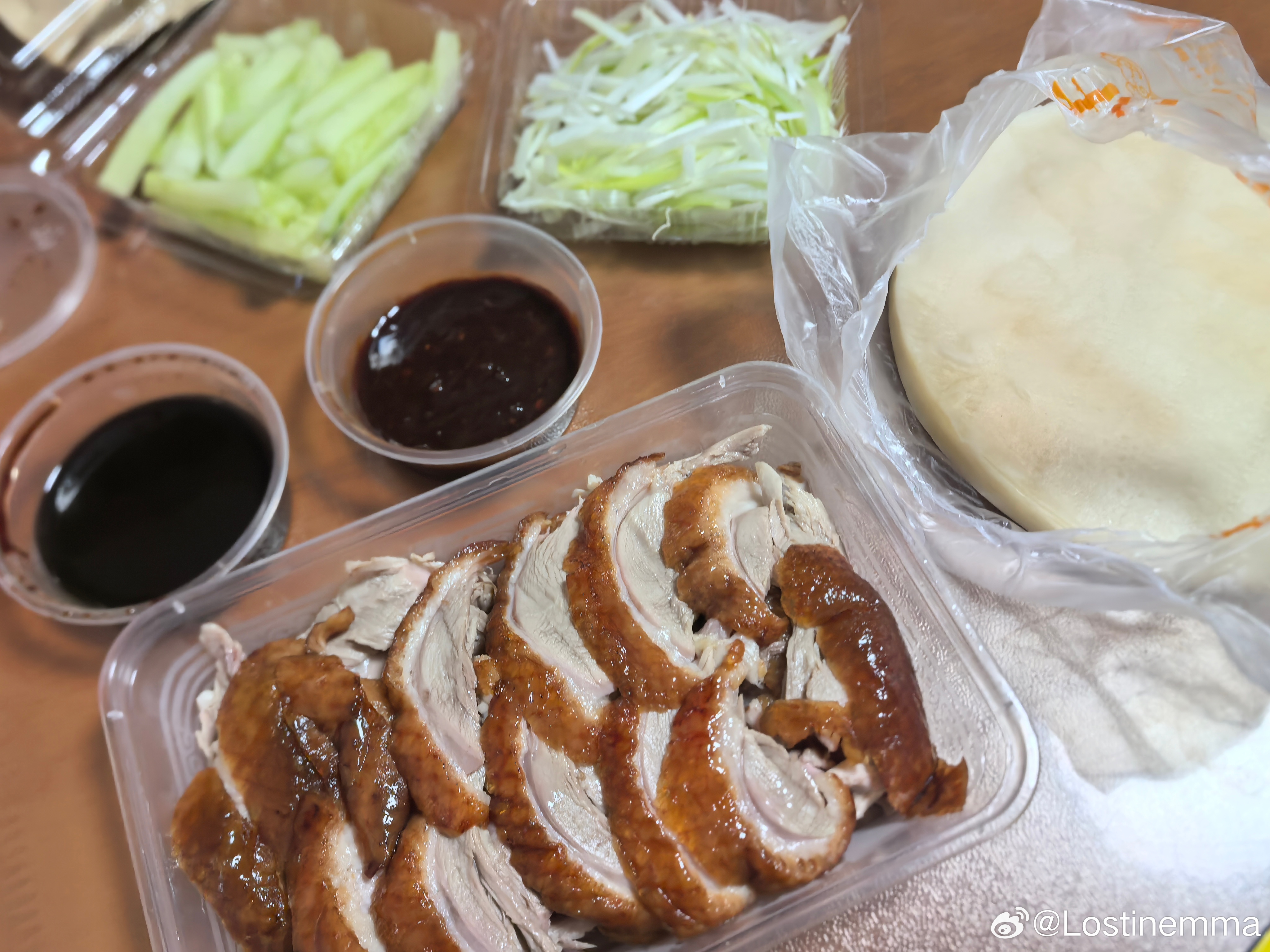 去不了北京那我吃份烤鸭吧！