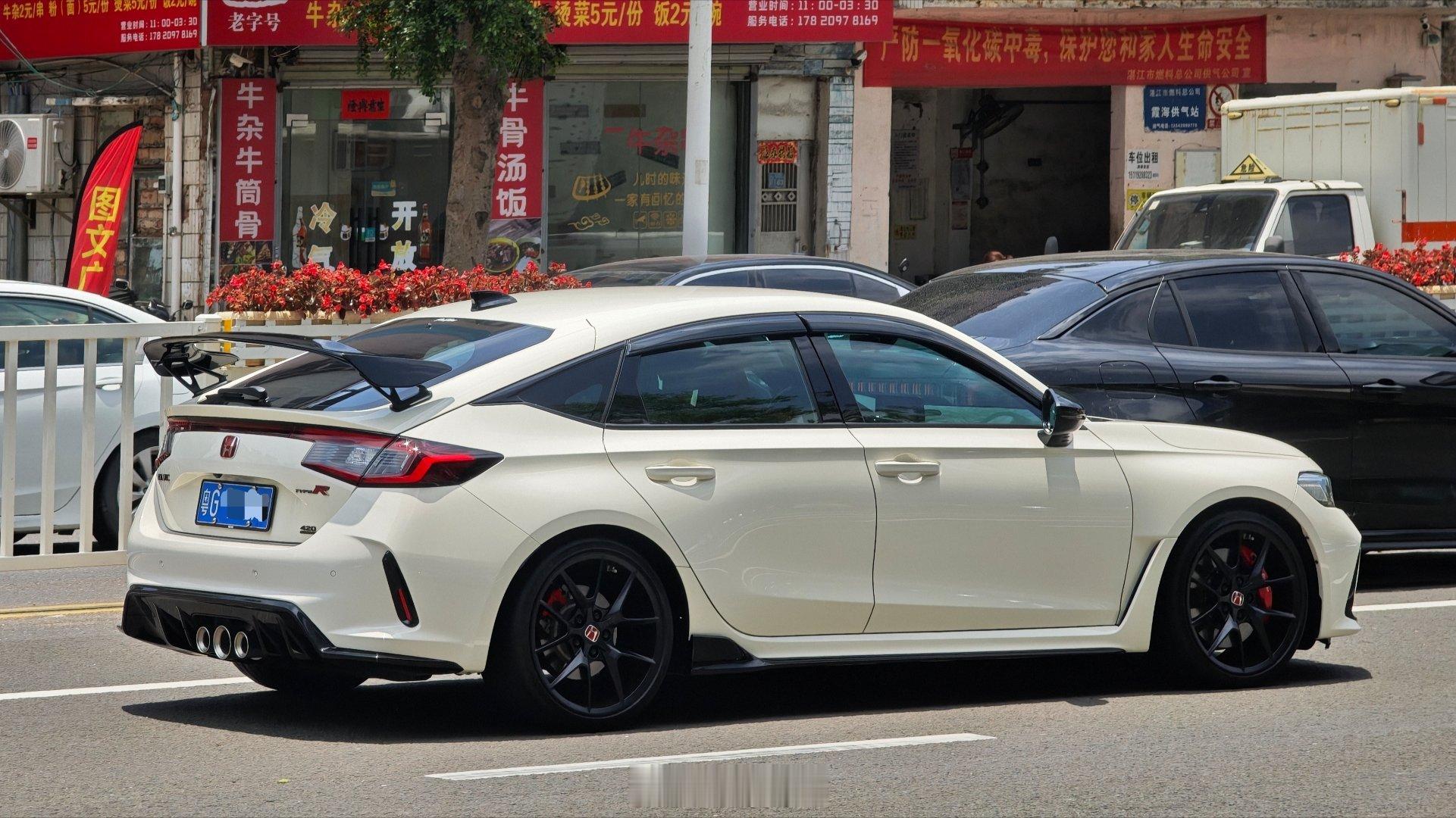 小车 