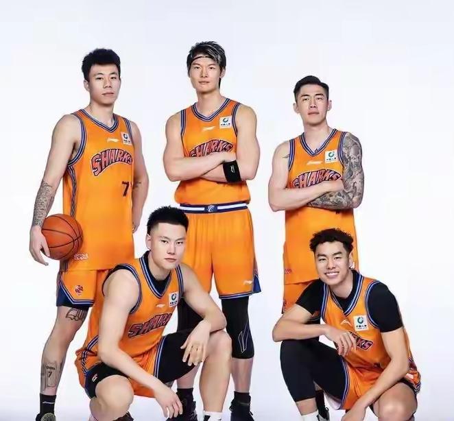 17连胜！上海男篮119-97大胜宁波，必须表扬3个人！

1、古德温
首发出场