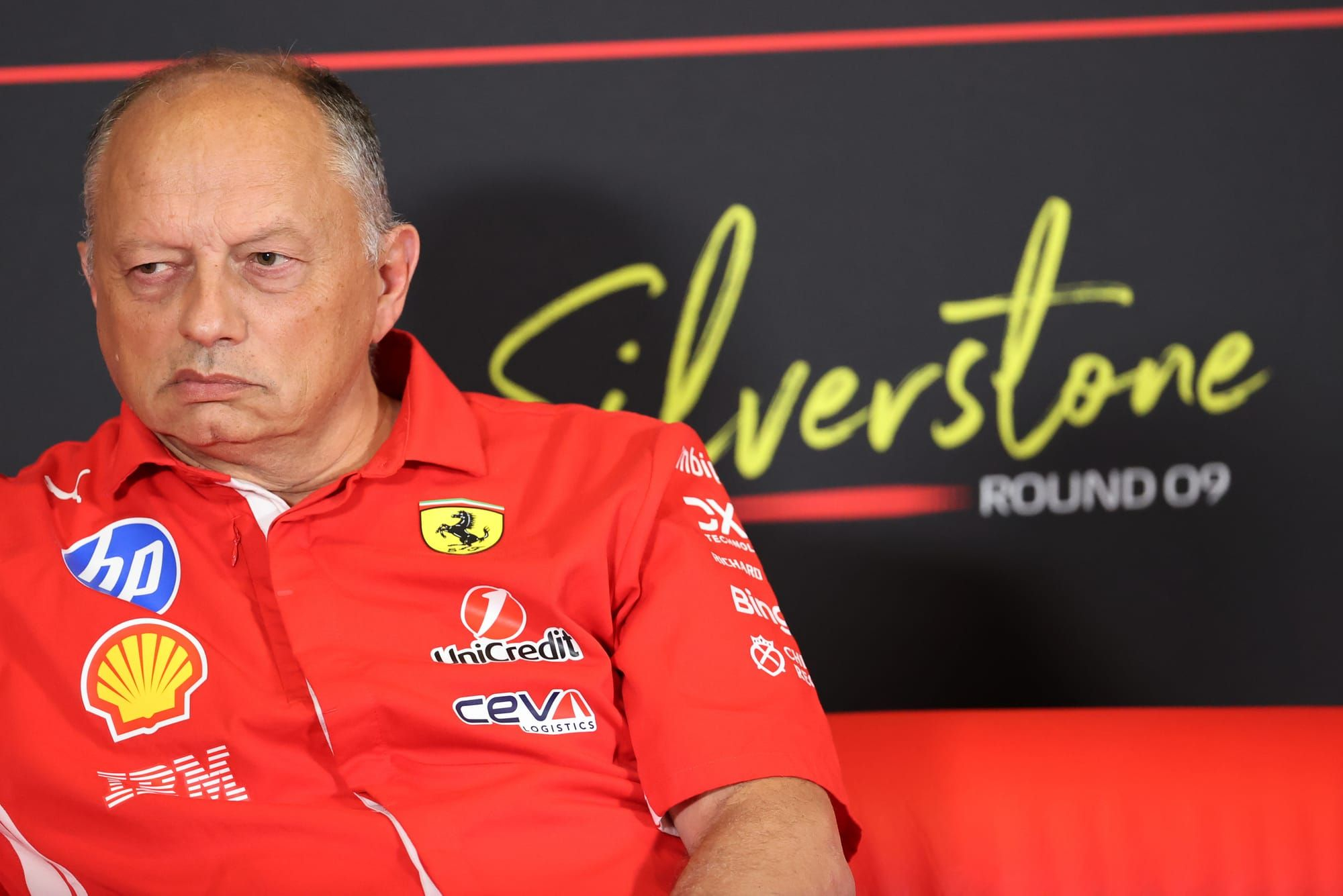 f1 瓦塞尔公开回击了Toto此前针对法拉利2026赛季升级速度的言论。他表示，