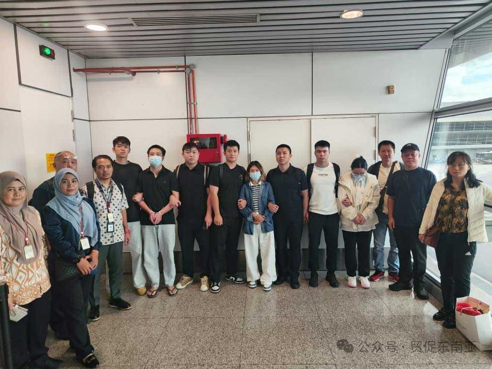 16 名中国电诈分子在马来西亚抓获，这是一伙长期盘踞在大马的电诈分子。近期马来西