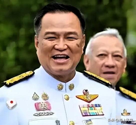 谁能想到，去年还被媒体称为“过渡总理”的阿努廷，如今稳稳坐进了总理府。3月20日