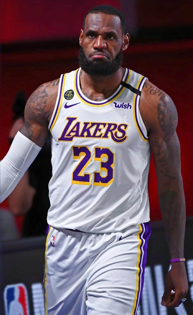 NBA季后赛即将正式开启，各支球队，各个球星的关注度不断提升。
如果关注度以10