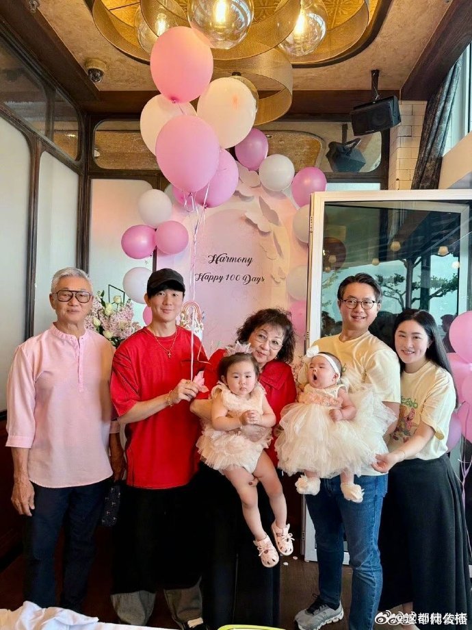 林俊杰妈妈辟谣取关大嫂传闻林俊杰妈妈辟谣取关大嫂传闻，正面回应相关热议，直言大儿