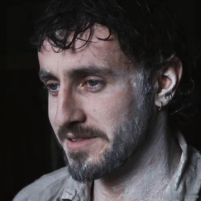 本年度的颁奖季获得了评论家选择奖、金球奖、演员工会奖和英国电影学院奖提名，但是没