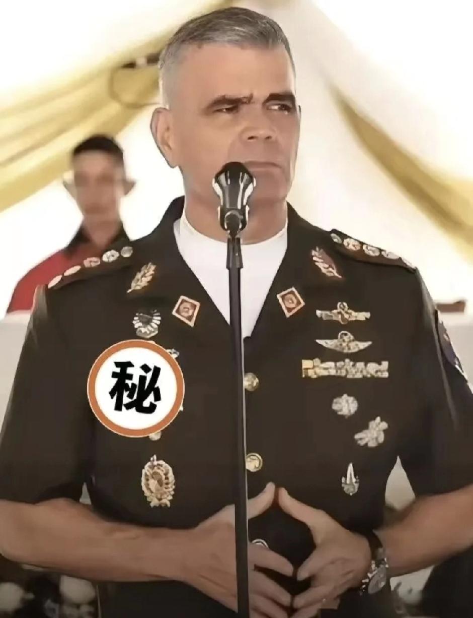 委内瑞拉国防部10月3日宣布，其防空系统于2日监测到至少5架来历不明的军机逼近首