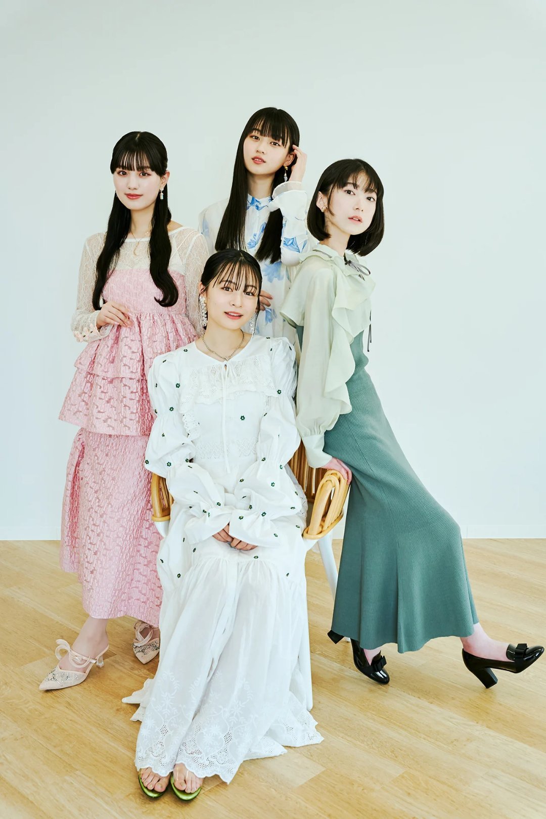 日娱新闻 莉子・池間夏海・鶴嶋乃愛・菊池日菜子 日媒《ガジェット通信》采访美图 