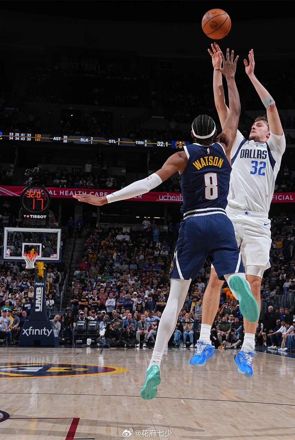 达拉斯本季已经打了42场胶着比赛（clutch game），联盟第一，15胜27