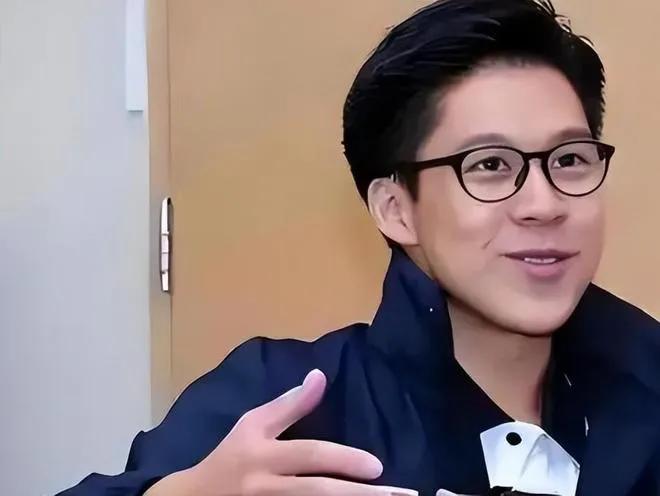 霍启刚坦言人生有两大贵人：祖父霍英东以严苛家风重塑其坚韧性格，妻子郭晶晶用朴实智