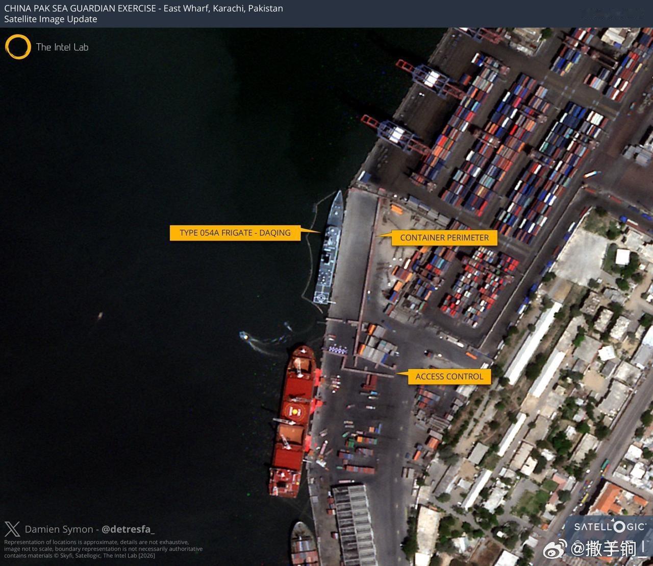 576大庆舰3月下旬参加中巴“海洋卫士-4”联演时，在卡拉奇靠码头：576舰是4