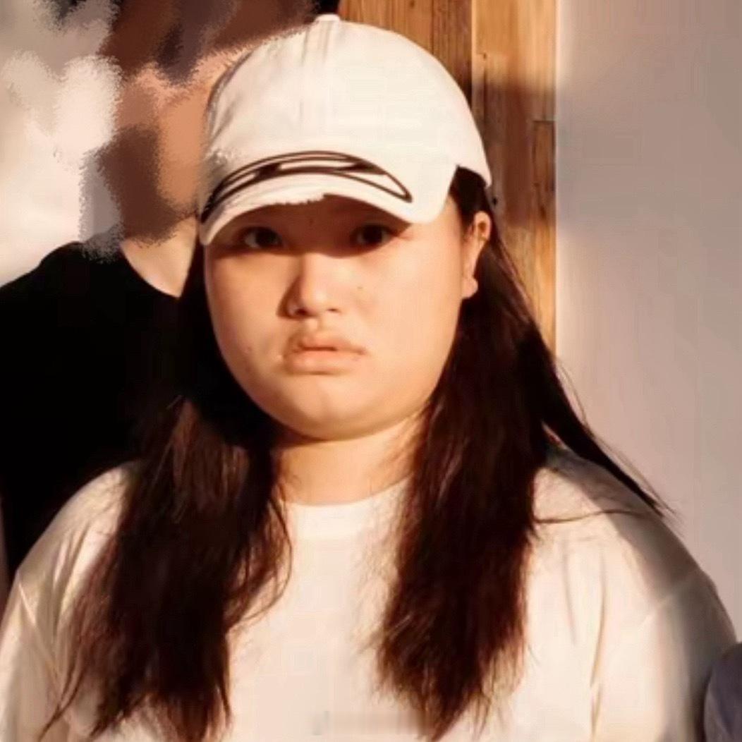 明天严肃前往朋友家学习淘宝发货技巧！尽快把五女儿生出来！ 