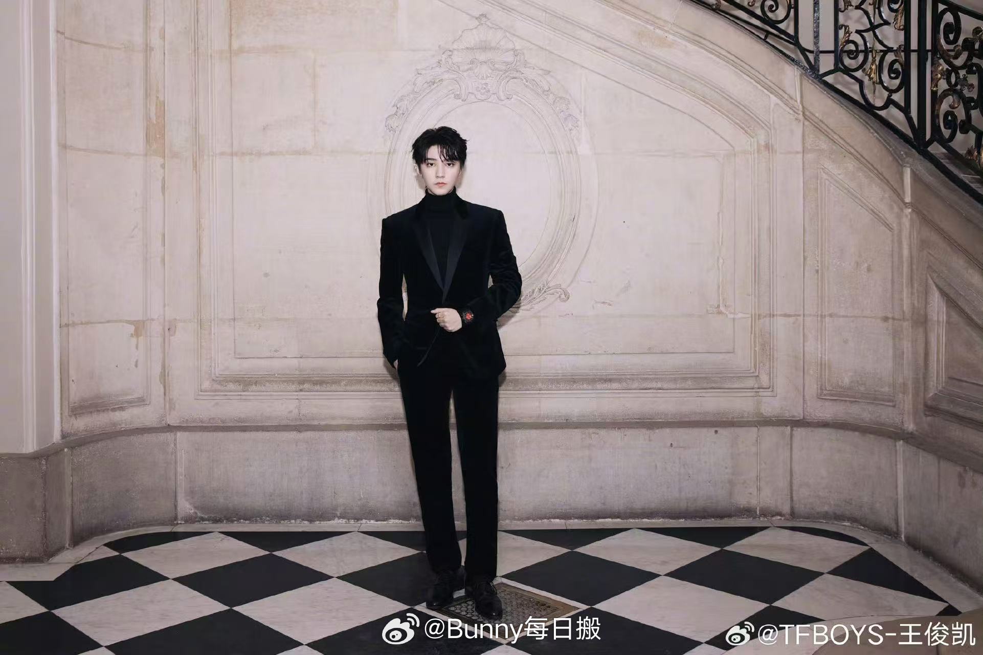 后厨备菜前厅统筹样样精通，条理清晰化解团队分歧，王俊凯高情商太戳人！建议一户一俊