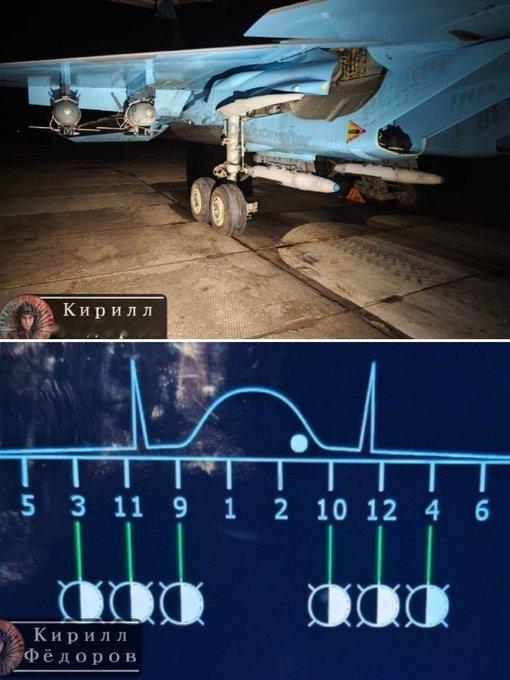苏-34前线轰炸机：在3号、4号、11号和12号挂点总共挂载有4枚配备UMPK的