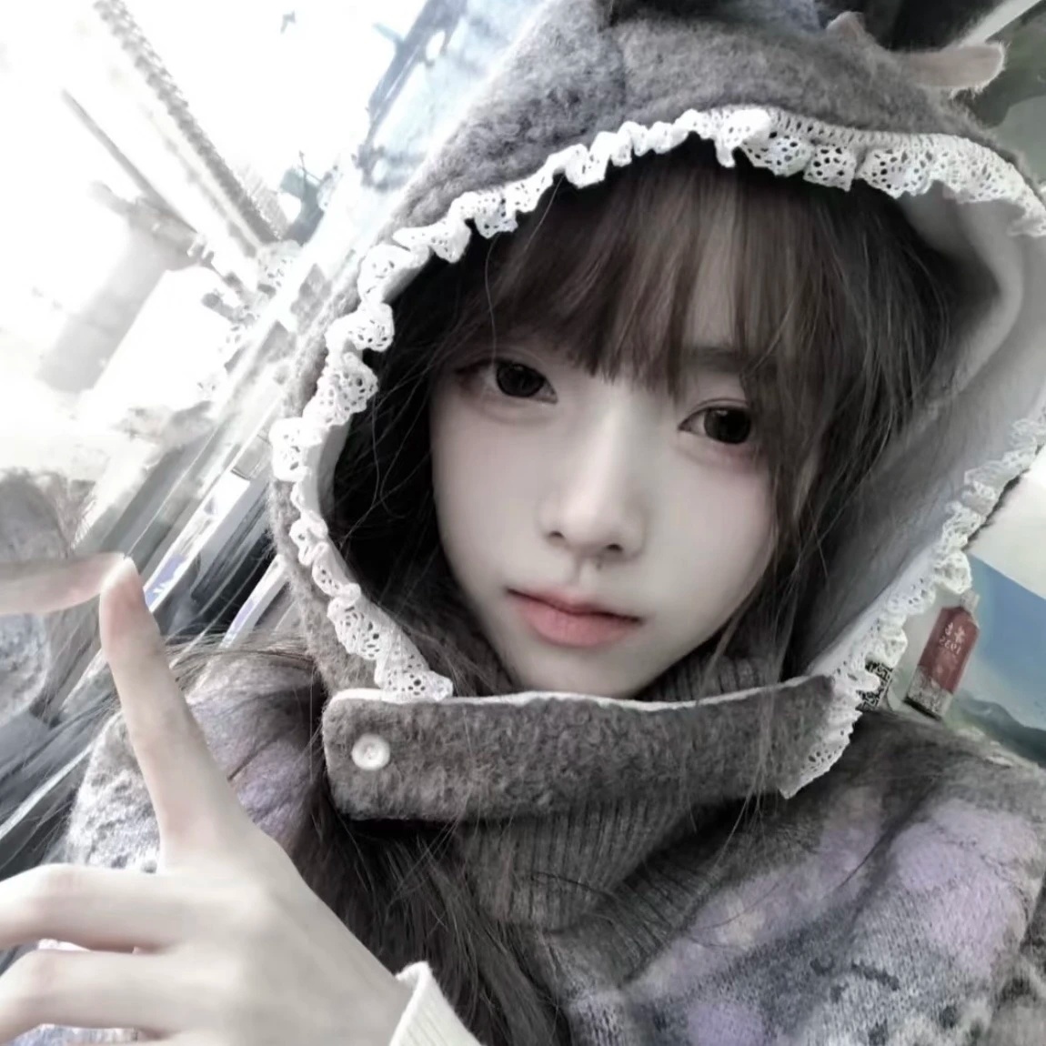 𝙎𝙝𝙖𝙧𝙚丨头像+背景图°★我们站在世界的同一边☆.WeChat丨女生