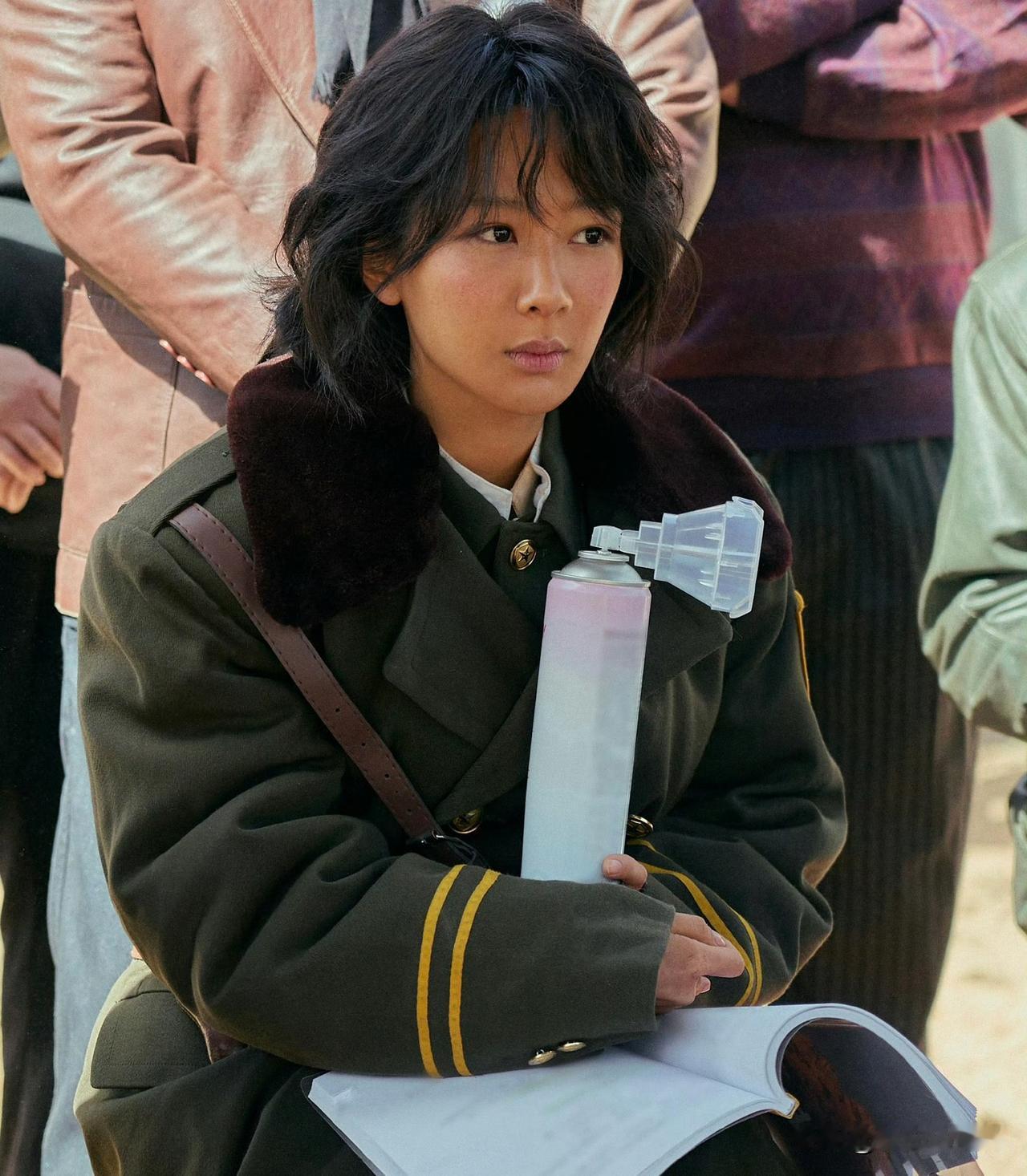 2月1日，杨紫《生命树》在🥝热度正常么？
下午我特意看了8200，晚上8400