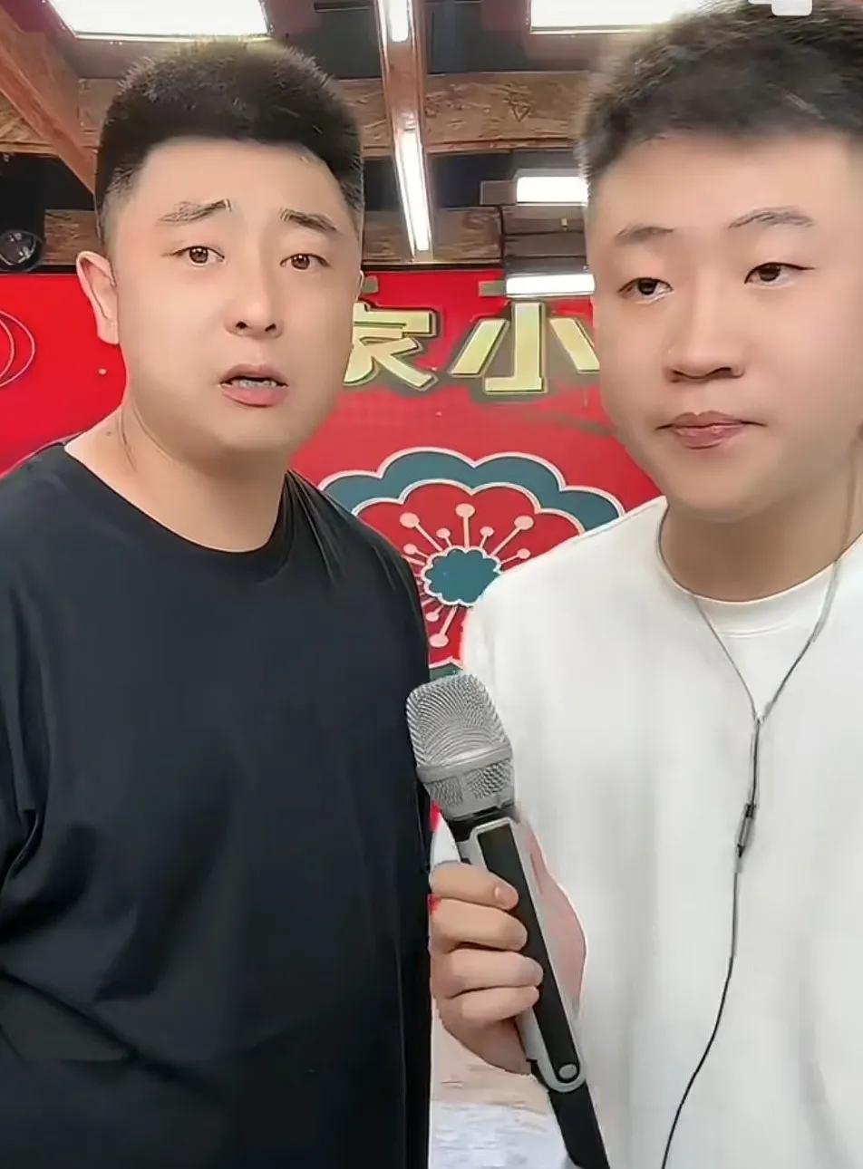 刘程和王亮真是好朋友。王亮公司开业谁也没告诉。但刘程知道后亲自到场祝贺。
其实以