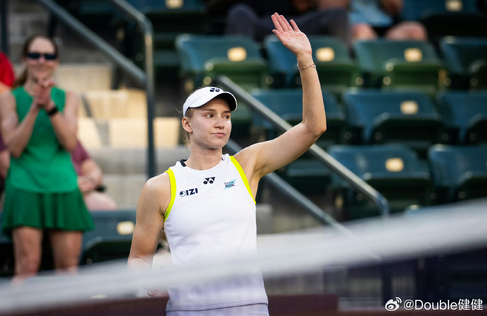 莱巴金娜的早期教练 Evgenia Kulikovskaya 说，Elena一直