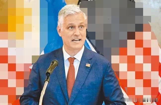 美国前白宫安全顾问罗伯特12日表示，特朗普认为“台湾”很有钱，应该大量购买美国武