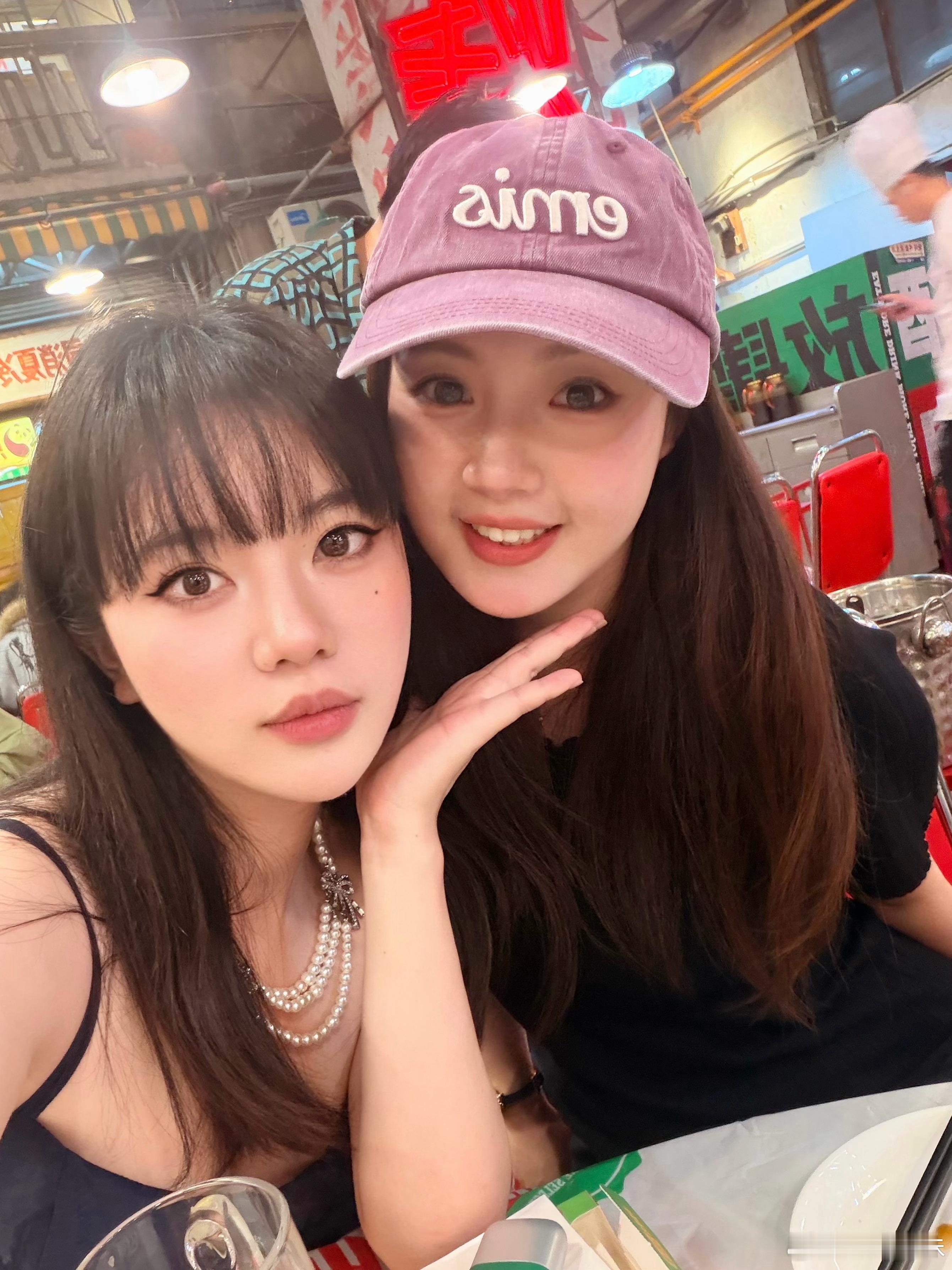 相当漂亮俩女的 ​​​