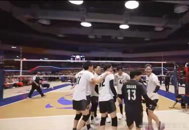 日本男排vs韩国男排9月12日讯 男排亚锦赛半决赛，日本男排3-0韩国男排，晋级