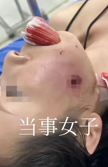 万万没想到！泰国普吉岛，中国女游客和女儿开开心心出国旅游，本想拍几张美照留作纪念