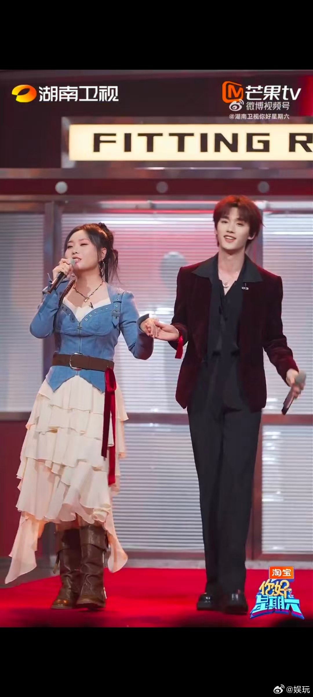 丁程鑫李雪琴合唱九妹姐弟感你好星期六丁程鑫李雪琴《九妹》舞台，一开口就是满满的回