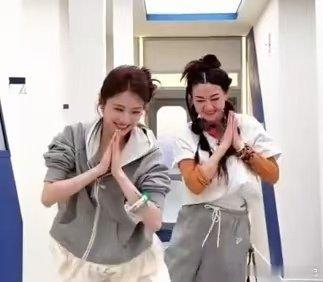 张慧雯加入者来女家族跟着者来女又唱又跳，画风突变太好笑，者来女的魔力也太大了，张