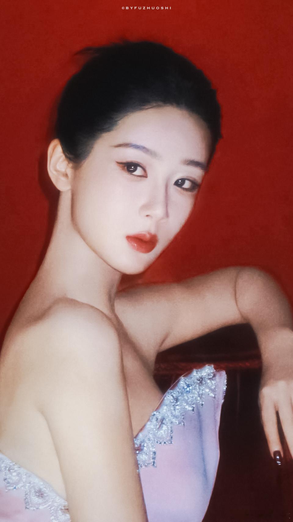 电视剧长相思 难走的路，往往都是上坡路呀。无论这个世界对你怎样，都请你一如既往的