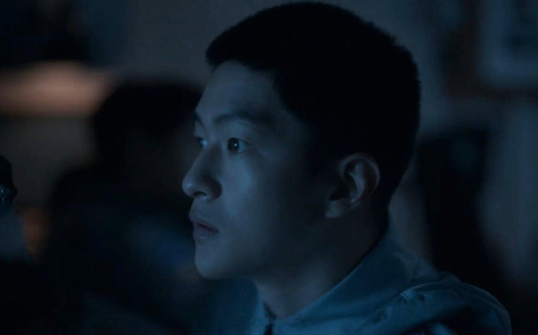 昨天的两集吴畏=终于有机会弥补遗憾照顾亲人＆开着373号运载车的刘启+开车在大风