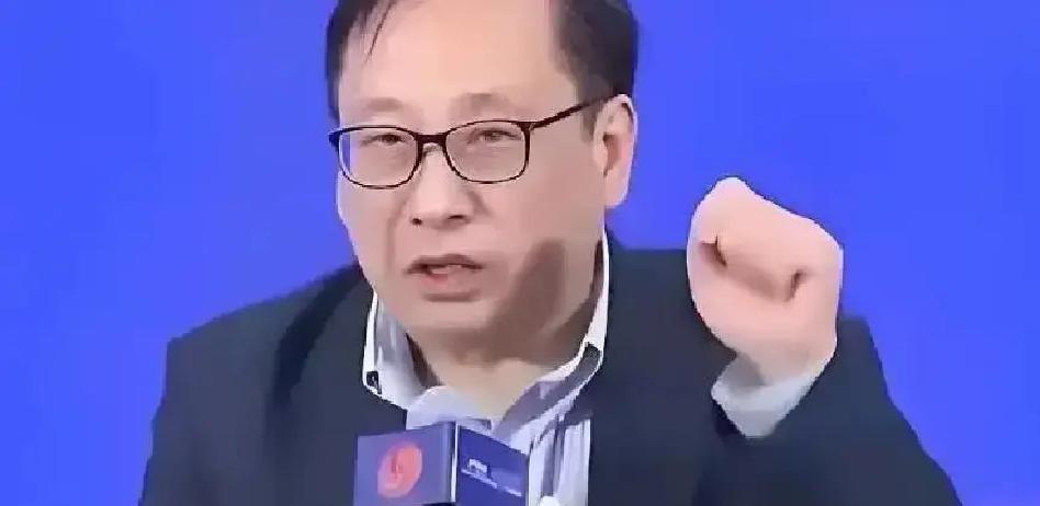最该警惕的从来不是汉奸本人，而是汉奸后代手里那支蘸着钱的笔。
抗战胜利八十多年了