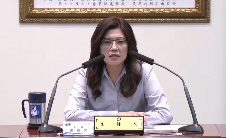 沈伯洋窜美的规格超过了郑丽文？国民党不承认

沈伯洋跑去美国，居然见到了美国众议