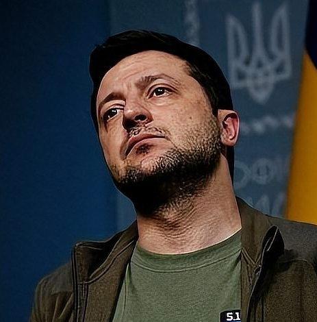 美国与欧洲的北约国家关系渐行渐远，最尴尬最可怜的当属泽连斯基了，当上总统后，他不