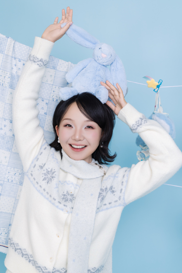 周涛说一辈子都没穿过李嘉琦风格的衣服谁被两人穿搭反差戳中！周涛日常穿搭偏简约大气