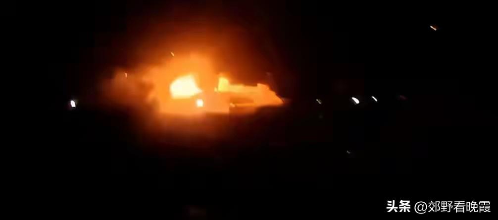 巴空军夜袭阿富汗首都，边境炮火照亮夜空，巴方认定阿塔勾结印度