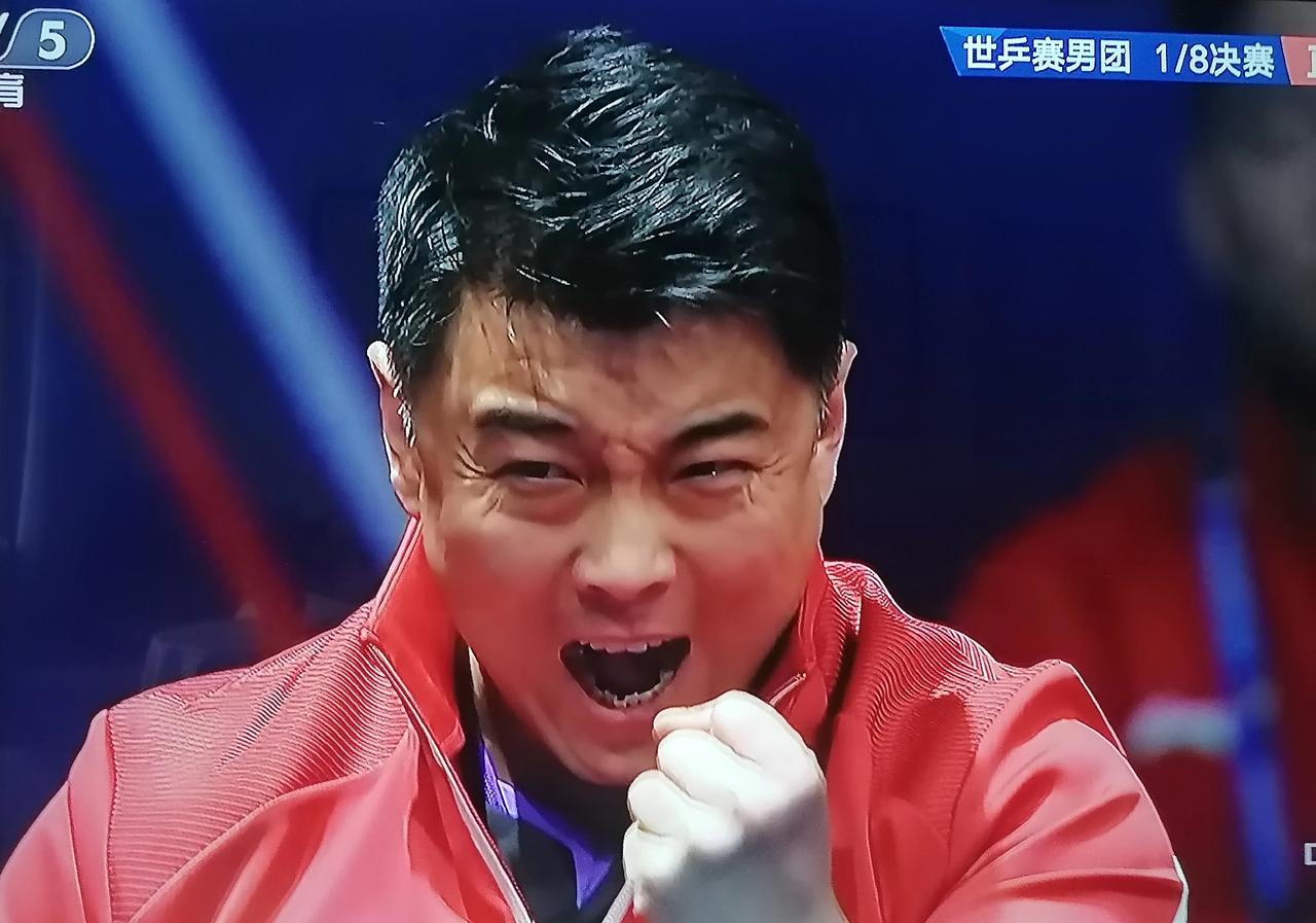 世乒赛男团淘汰赛快讯：在刚刚结束的伦敦世乒赛第二阶段淘汰赛一场焦点之战中，国乒男