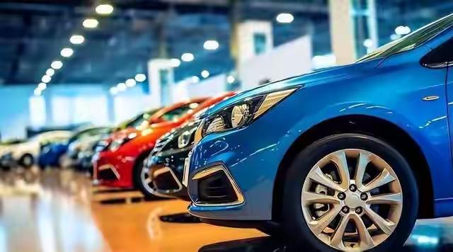 2026年都快过半了，还有人买油车？
别不信。3月份新能源渗透率头一回超过50%