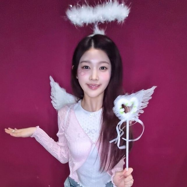 这特么啥呀、感觉特别像ai出来的。 