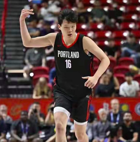 29分奇兵杀出！森林狼118-114撕碎开拓者，这三人让我看傻了
NBA常规赛总