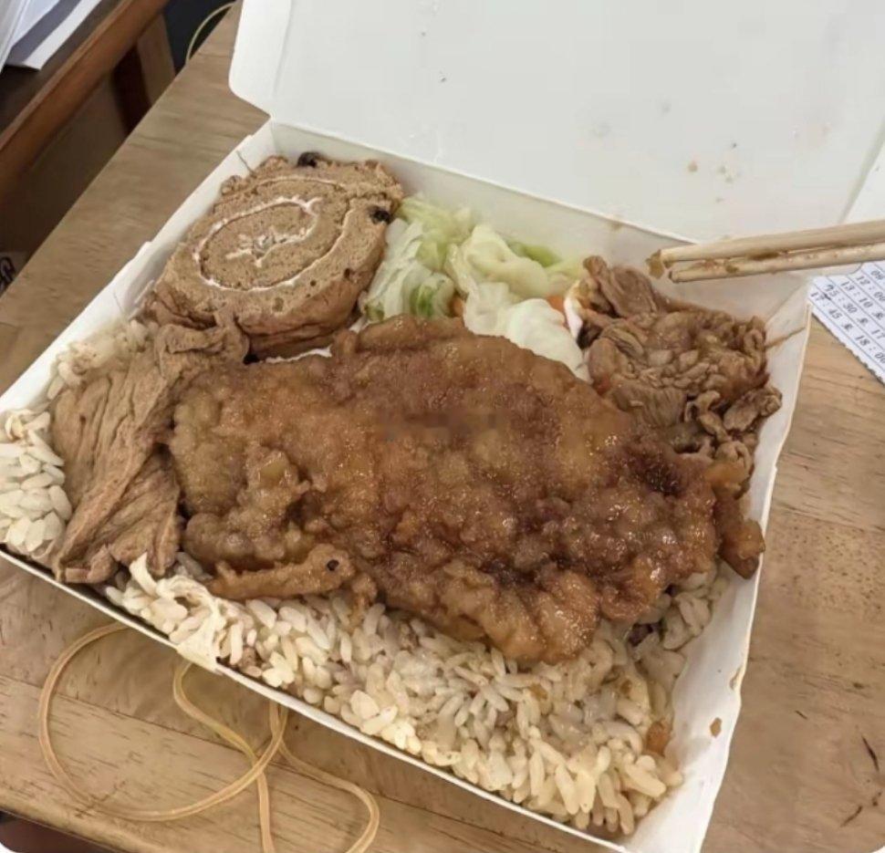 所以为什么瑞士卷会出现在那？！ 
