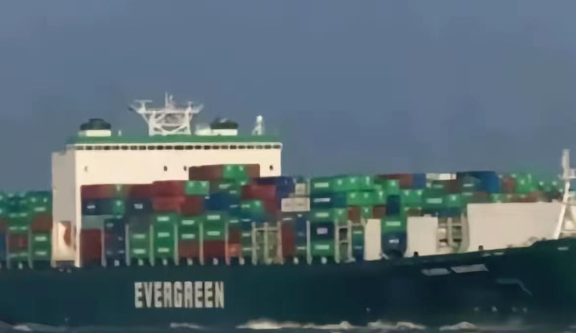 不要再纠结驶往台湾海峡的货轮，究竟该扣留还是放行问题了

别再瞎琢磨台海货轮扣不